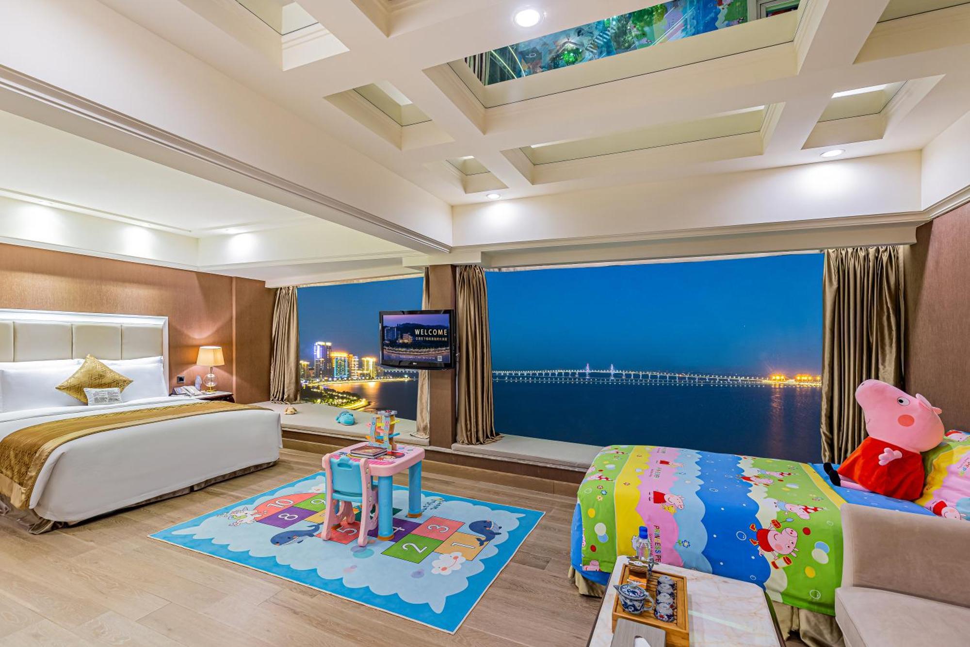 Grand Bay Hotel Zhuhai Bagian luar foto