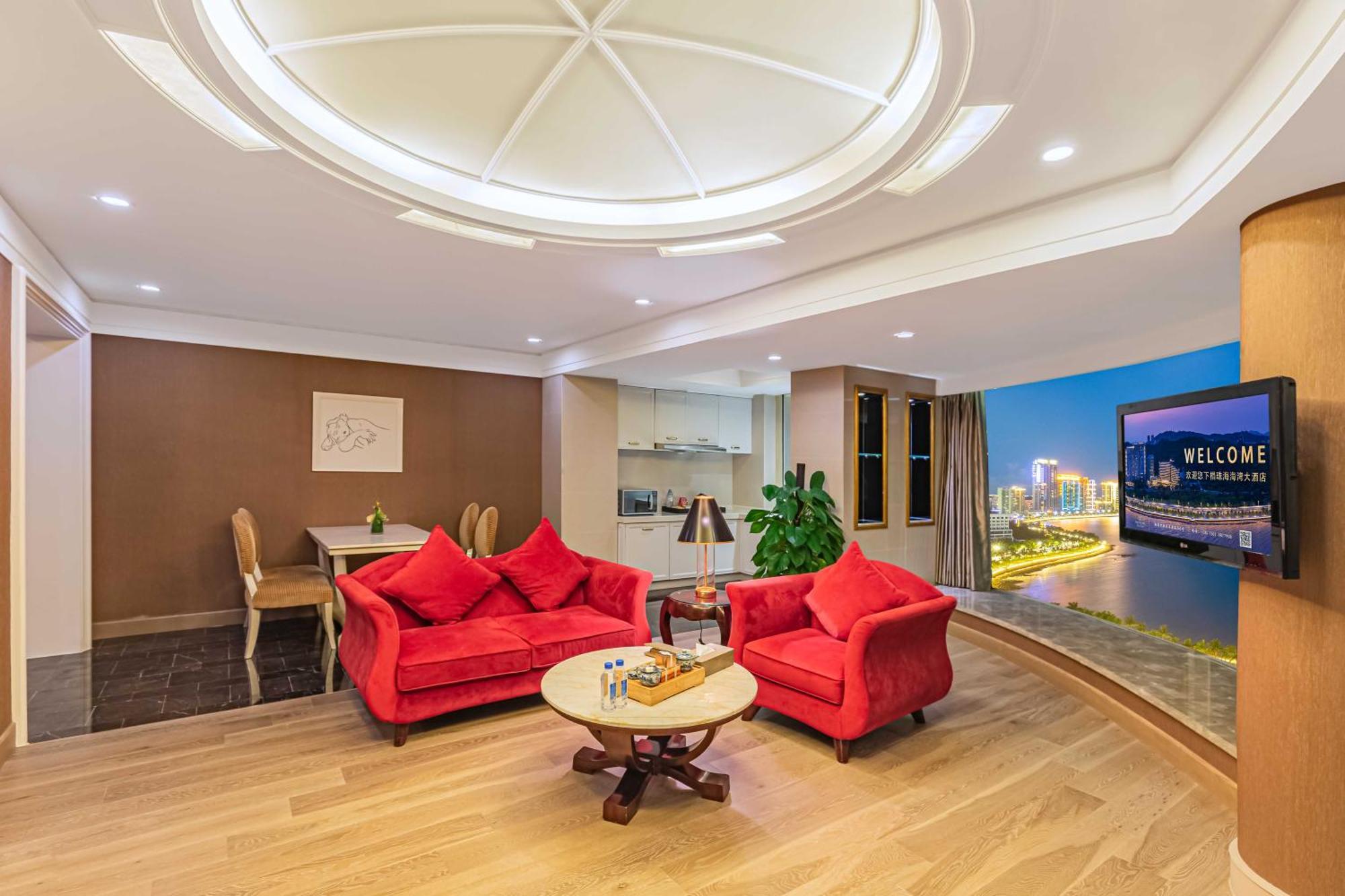 Grand Bay Hotel Zhuhai Bagian luar foto