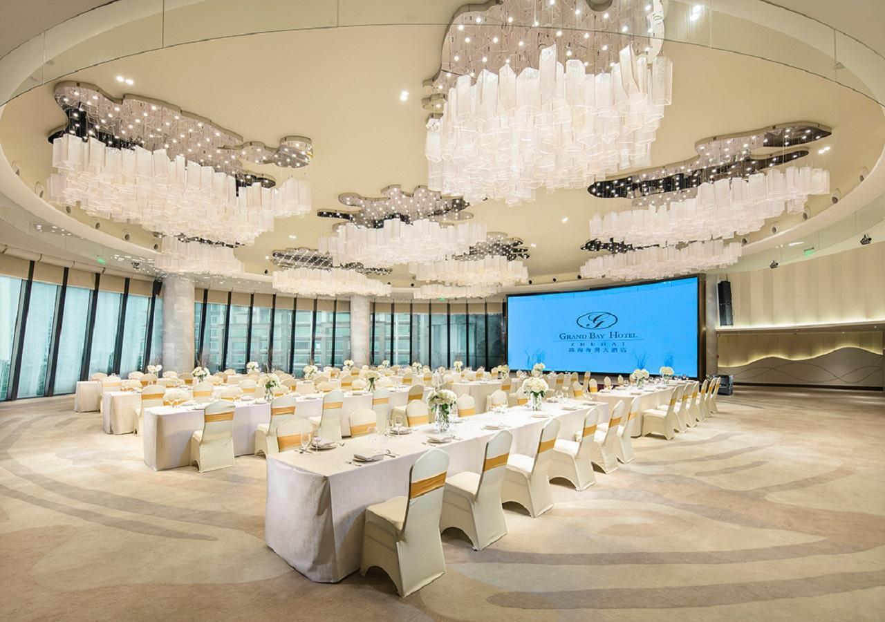Grand Bay Hotel Zhuhai Bagian luar foto