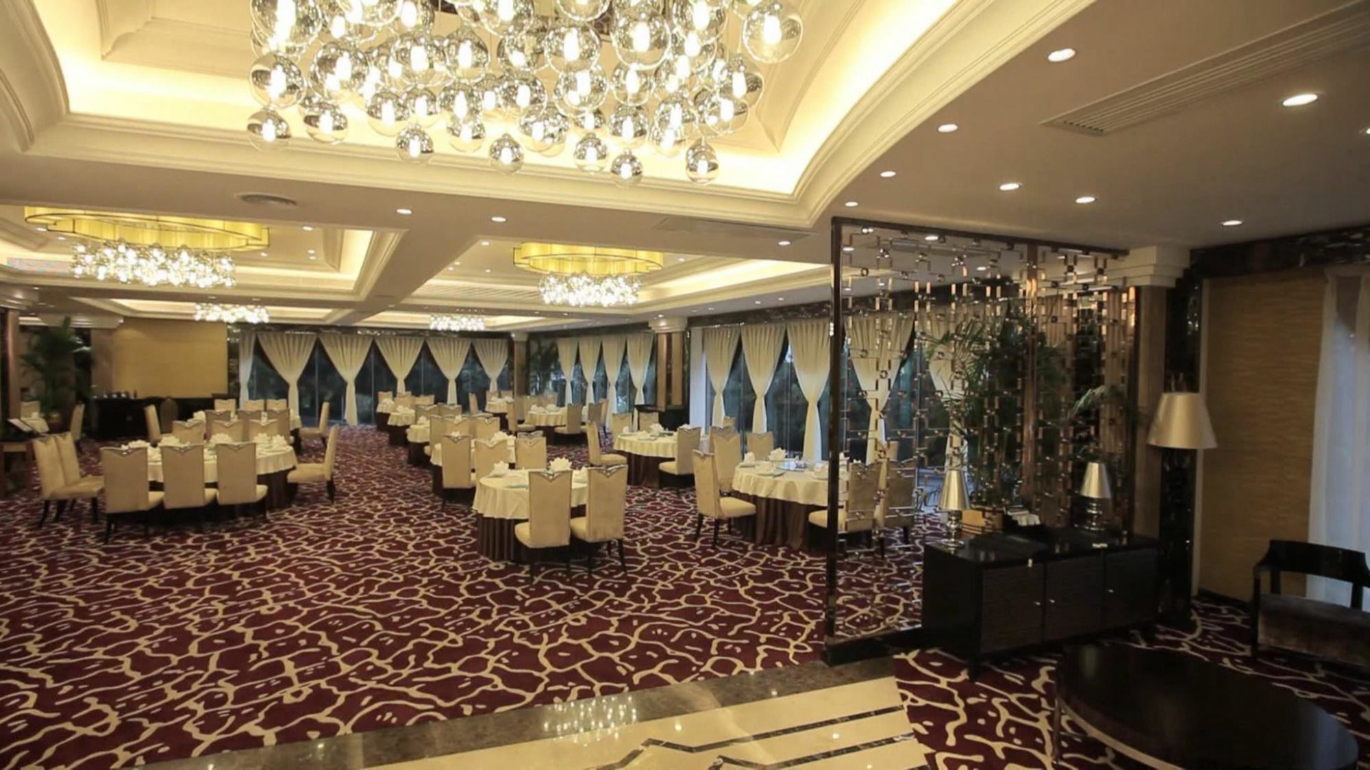 Grand Bay Hotel Zhuhai Bagian luar foto