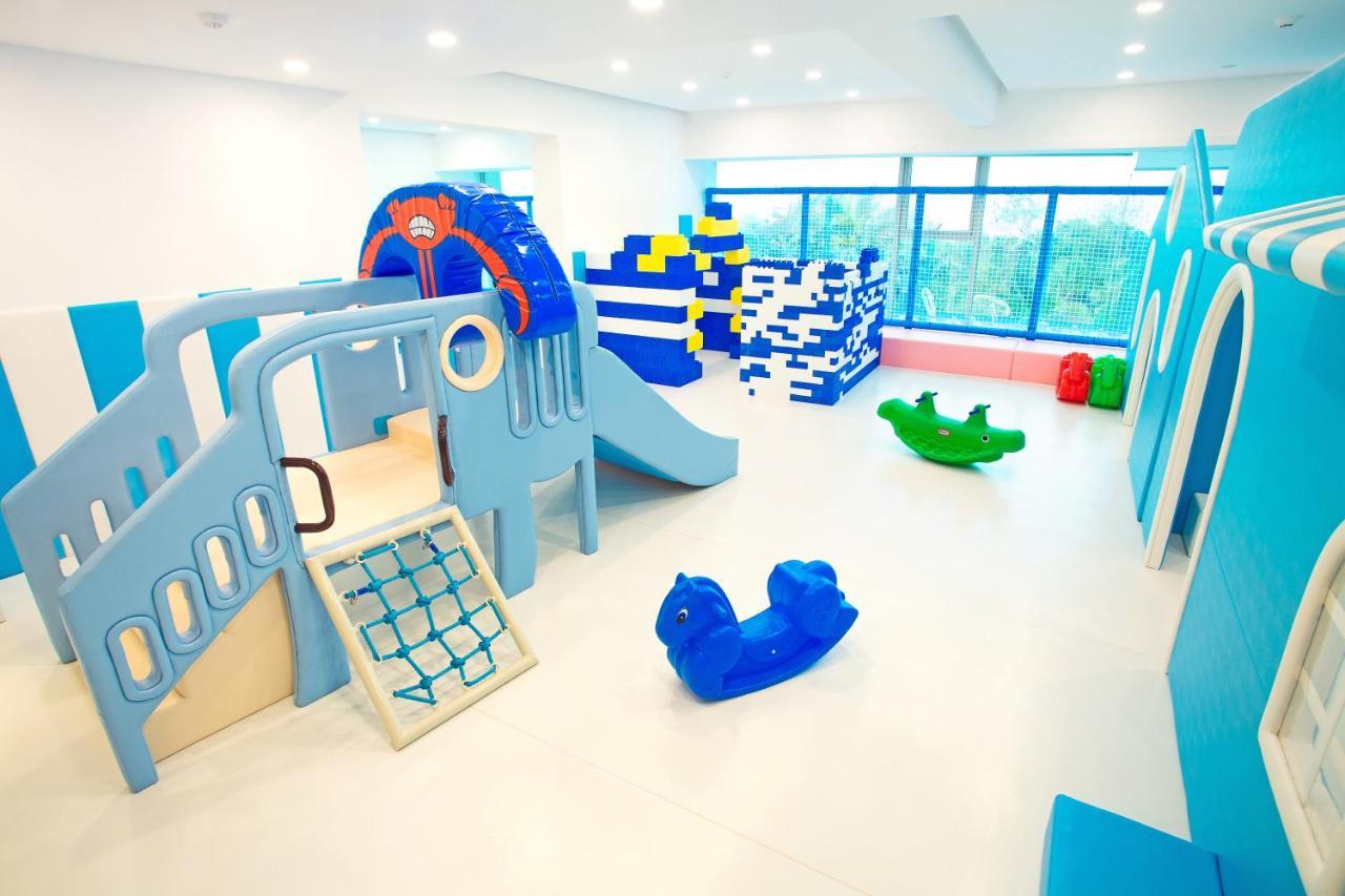 Grand Bay Hotel Zhuhai Bagian luar foto