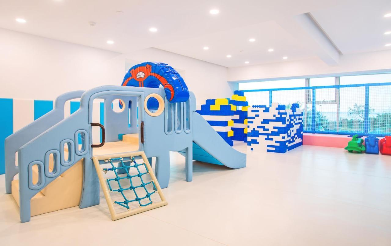 Grand Bay Hotel Zhuhai Bagian luar foto