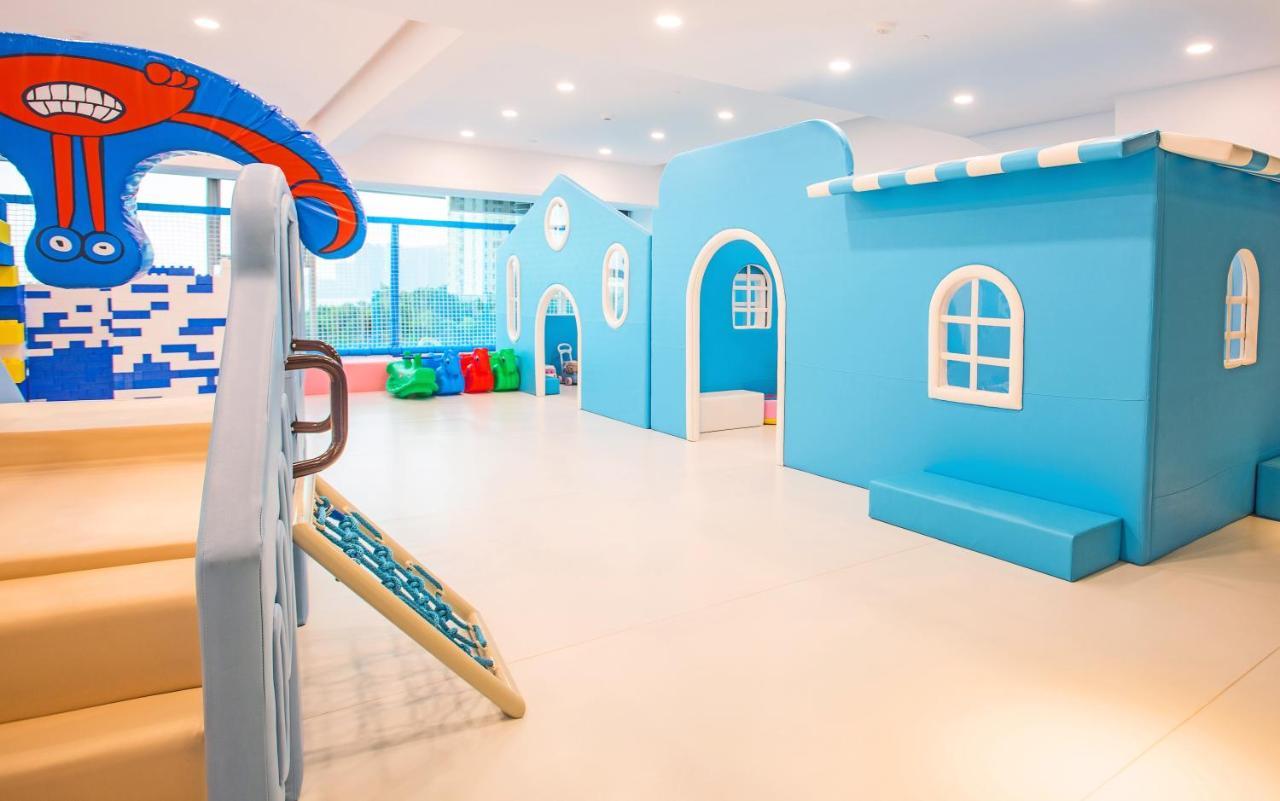 Grand Bay Hotel Zhuhai Bagian luar foto